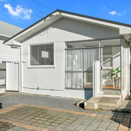 Coastal City Retreat - New Brighton Accommodation Christchurch Exterior photo